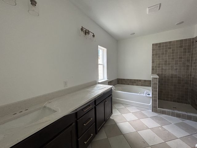87 Russell Court, Lebanon, TN 37087