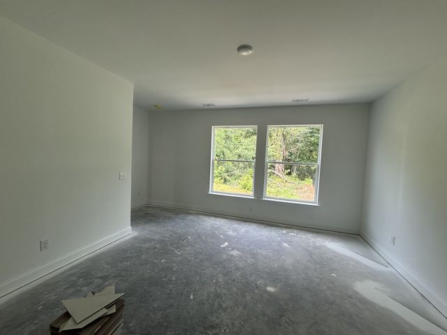 87 Russell Court, Lebanon, TN 37087