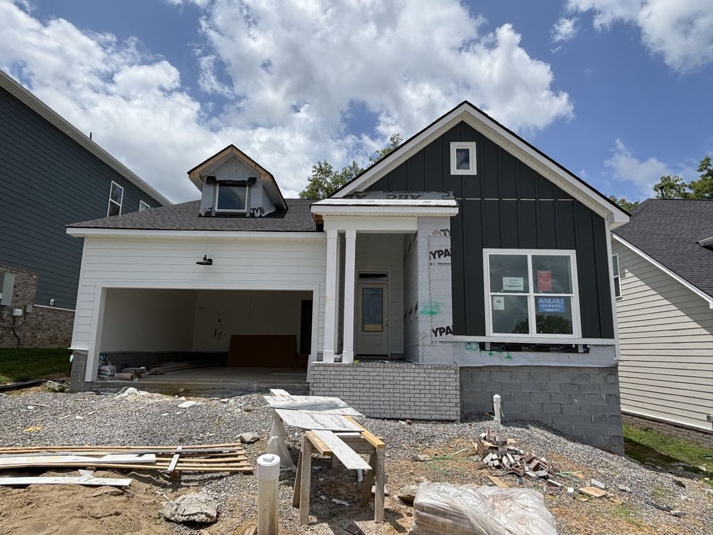 87 Russell Court, Lebanon, TN 37087