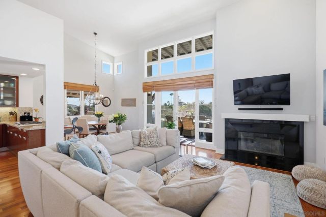 141 Orange Avenue 306, Coronado, CA 92118