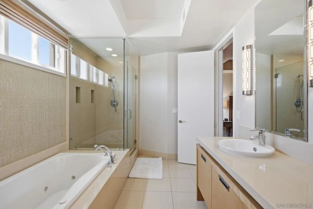 141 Orange Avenue 306, Coronado, CA 92118