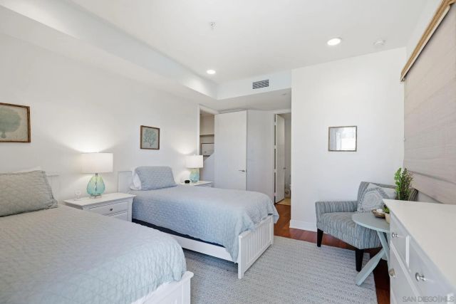 141 Orange Avenue 306, Coronado, CA 92118