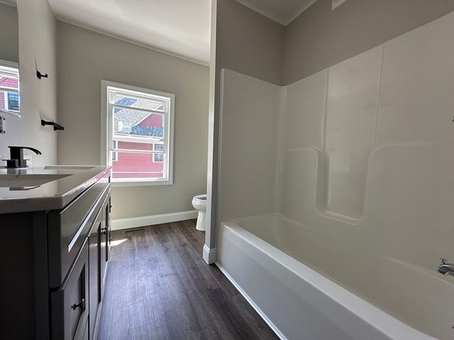 21 Mountainview Street, Springfield, MA 01108