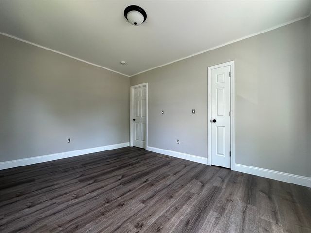 21 Mountainview Street, Springfield, MA 01108