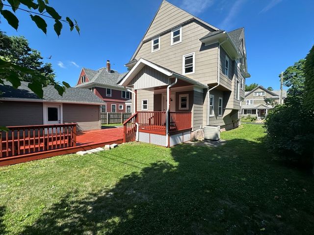 21 Mountainview Street, Springfield, MA 01108