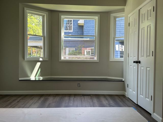 21 Mountainview Street, Springfield, MA 01108