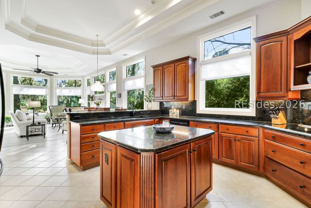 17 Cygnet Ct, Hilton Head Island, SC 29926