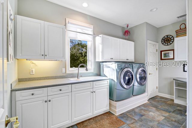 17 Cygnet Ct, Hilton Head Island, SC 29926