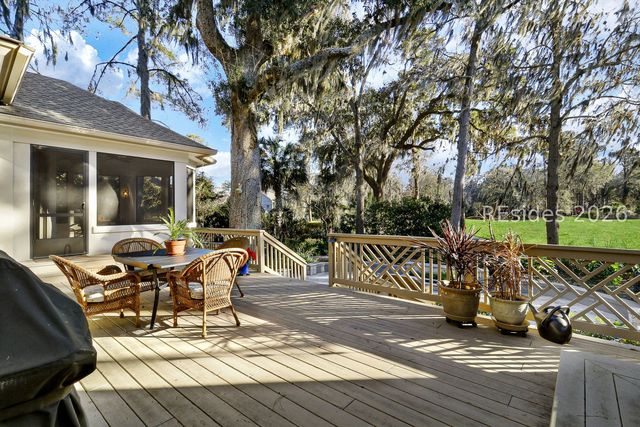 17 Cygnet Ct, Hilton Head Island, SC 29926