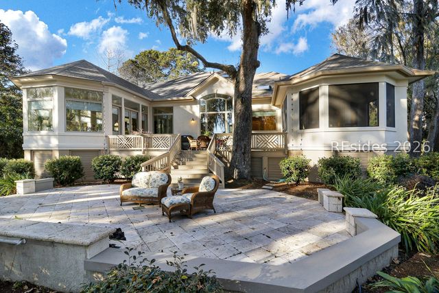 17 Cygnet Ct, Hilton Head Island, SC 29926