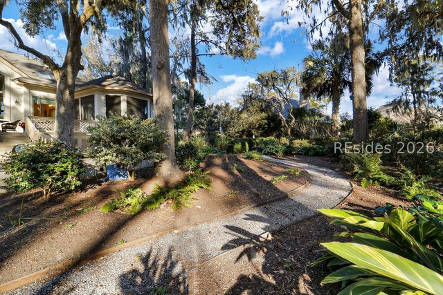 17 Cygnet Ct, Hilton Head Island, SC 29926