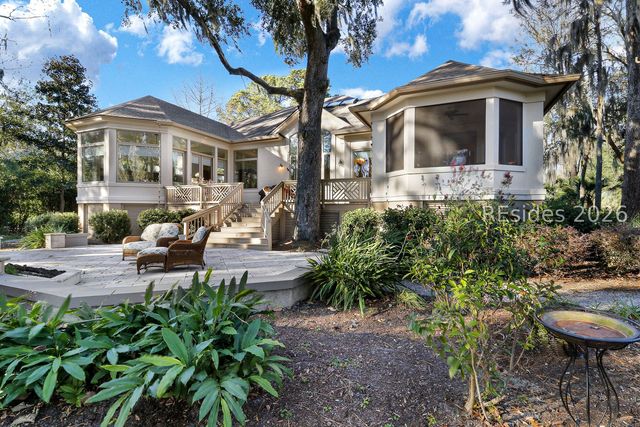 17 Cygnet Ct, Hilton Head Island, SC 29926
