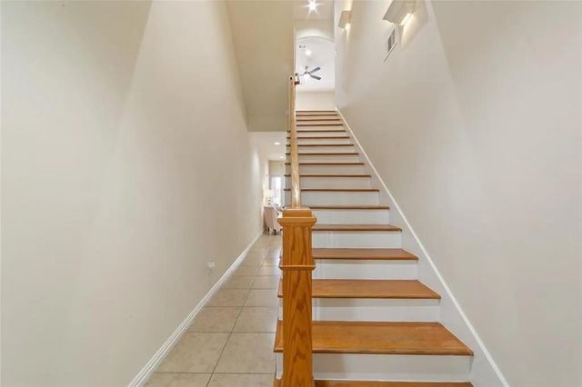 5615 Winsome Villas Lane H, Houston, TX 77057