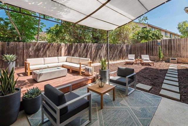 477 Calle Elegante, Vista, CA 92083