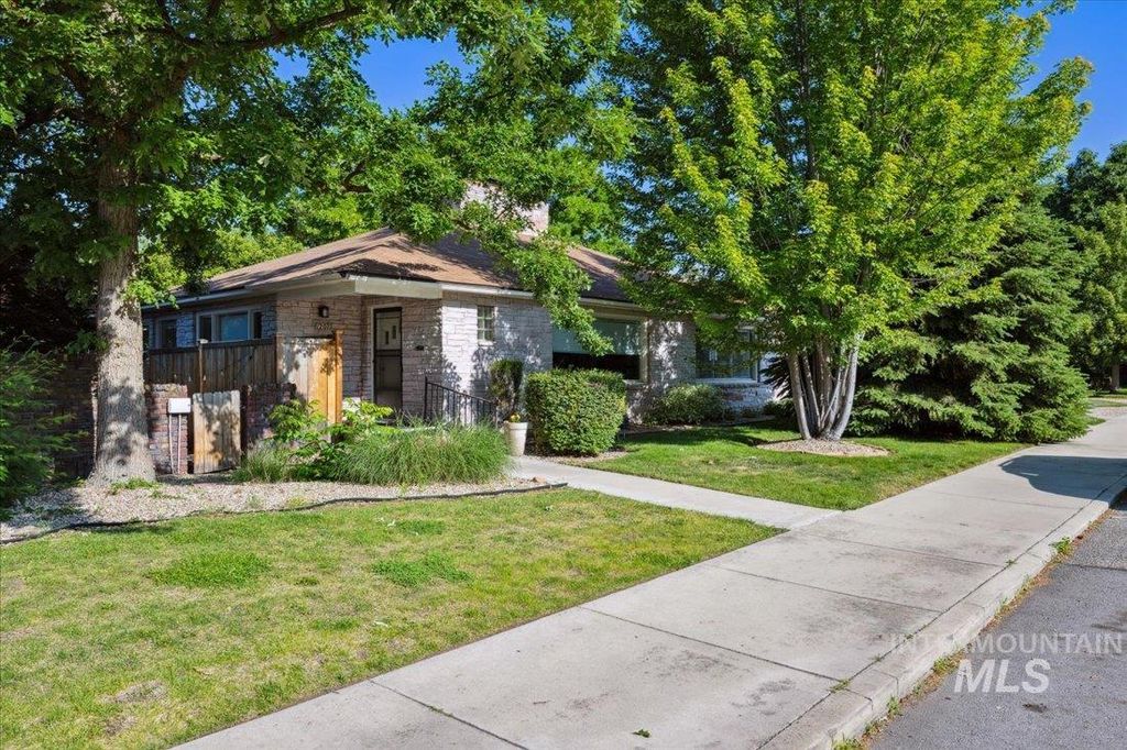 1207 N 19th St., Boise, ID 83702