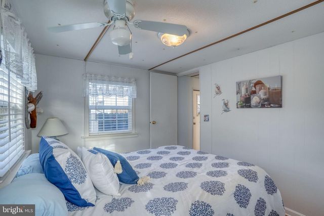 39968 N CROPPERS CIR, Fenwick Island, DE 19944