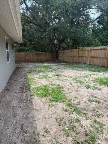 3830 VALLEY TREE DRIVE, Tampa, FL 33610