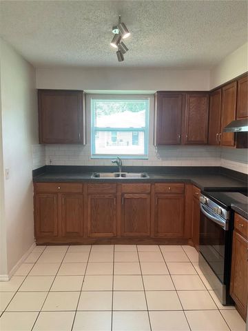 3830 VALLEY TREE DRIVE, Tampa, FL 33610