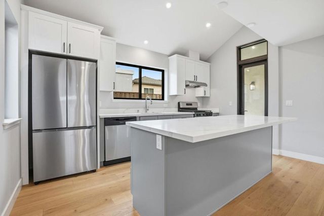 1115 Spruce Street, Millbrae, CA 94030