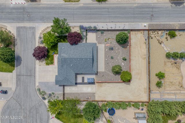 15 Caterpillar Court, Sparks, NV 89441