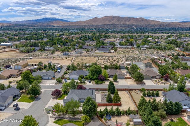 15 Caterpillar Court, Sparks, NV 89441