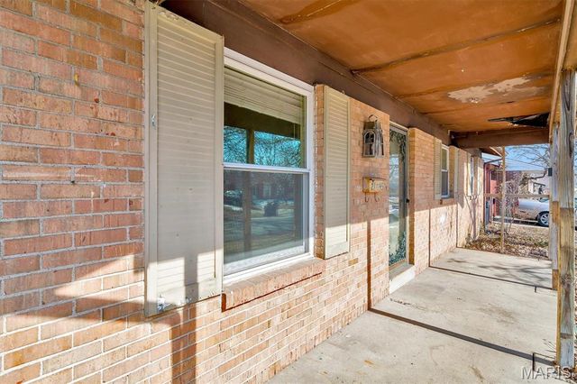 2145 Kingsford Drive, Florissant, MO 63031