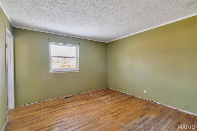 2145 Kingsford Drive, Florissant, MO 63031