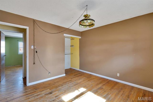 2145 Kingsford Drive, Florissant, MO 63031