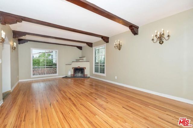 3725 Arbolada Road, Los Angeles, CA 90027