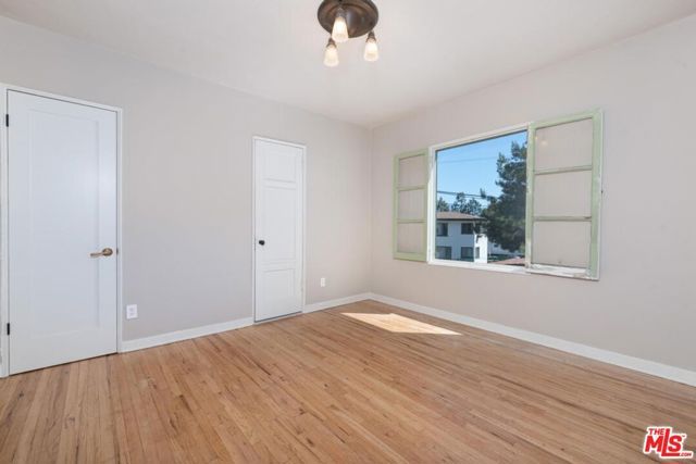 3725 Arbolada Road, Los Angeles, CA 90027