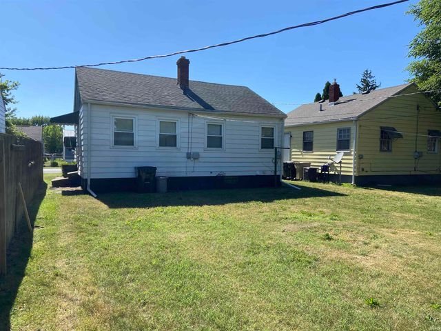 706 S Lake Street, South Bend, IN 46619