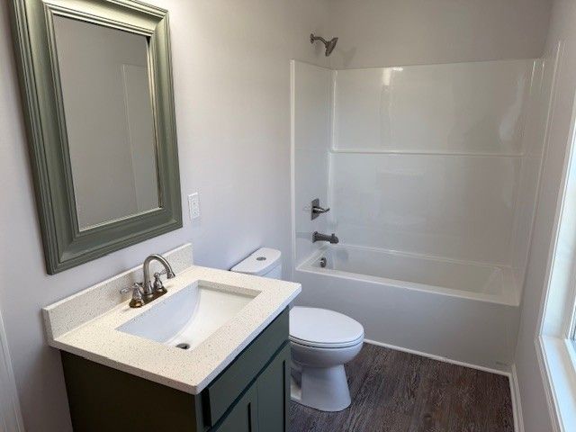 4214 Riley Creek Rd, Normandy, TN 37360