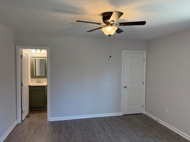 4214 Riley Creek Rd, Normandy, TN 37360