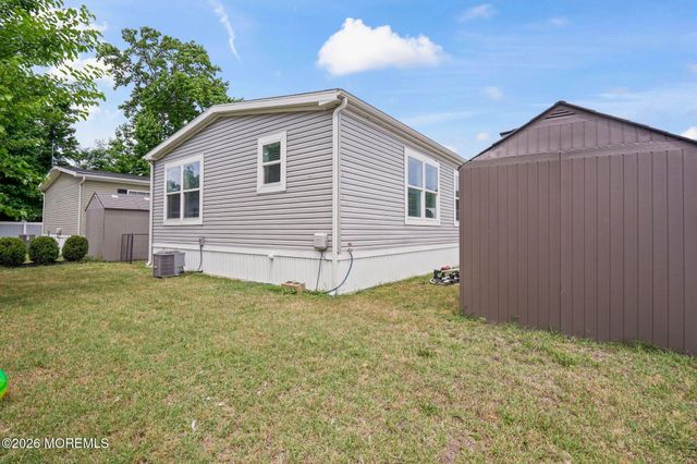 2 Justin Court, Hazlet, NJ 07730