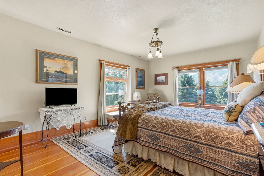 290 Bowman Road, Hamilton, MT 59840 photo 37