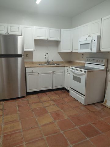 413 SE 20th Street, Fort Lauderdale, FL 33316