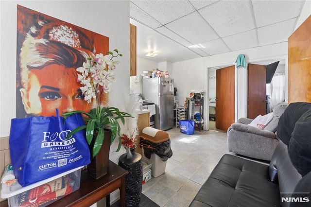 604 Van Houten Avenue, Clifton, NJ 07013