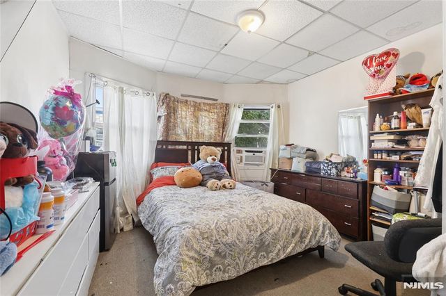 604 Van Houten Avenue, Clifton, NJ 07013