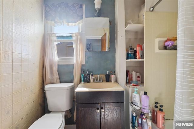 604 Van Houten Avenue, Clifton, NJ 07013
