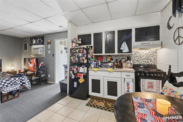 604 Van Houten Avenue, Clifton, NJ 07013