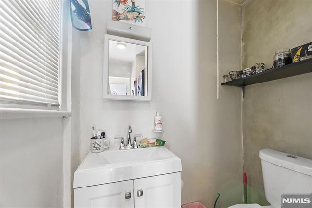 604 Van Houten Avenue, Clifton, NJ 07013