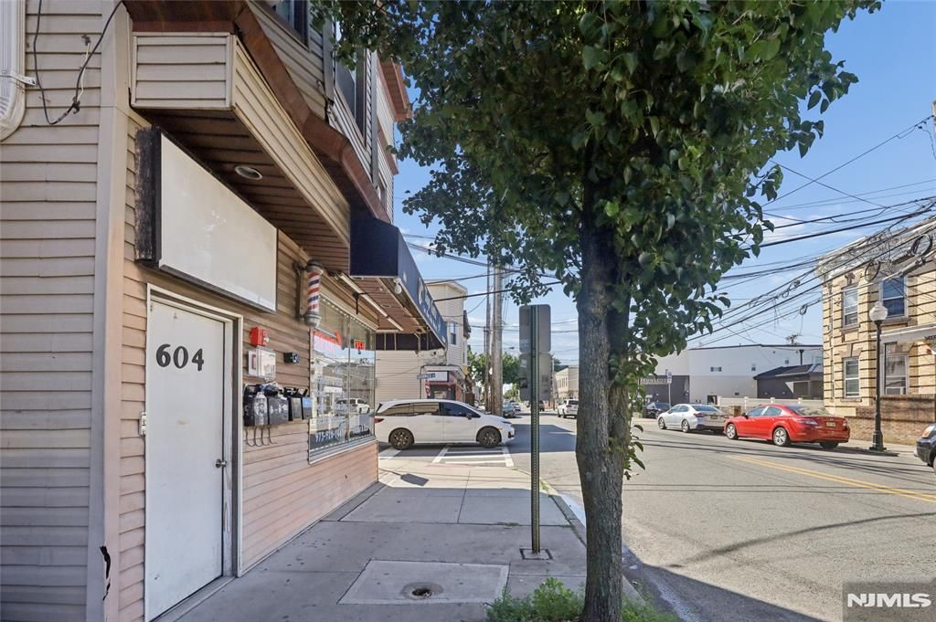 604 Van Houten Avenue, Clifton, NJ 07013