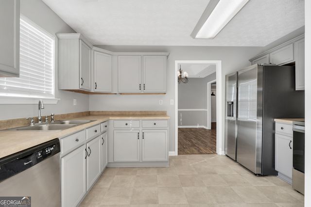 133 Meadow View Drive, Jackson, GA 30233