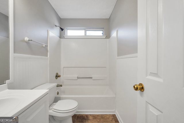 133 Meadow View Drive, Jackson, GA 30233