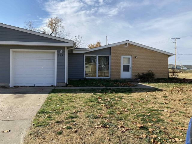 147-149 Hoover Ct, Salina, KS 67401