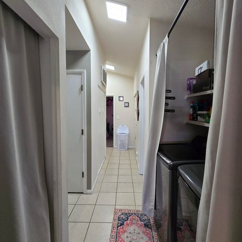 147-149 Hoover Ct, Salina, KS 67401