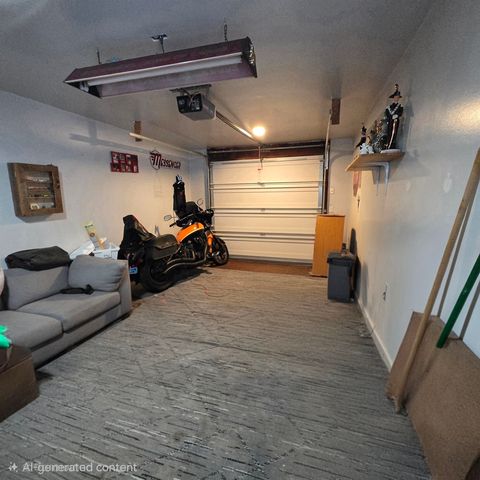 147-149 Hoover Ct, Salina, KS 67401