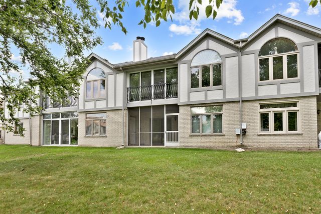 18423 PINE LAKE Drive 2, Tinley Park, IL 60477