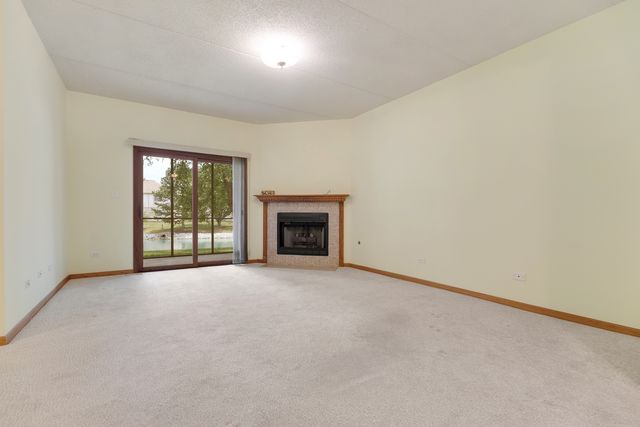 18423 PINE LAKE Drive 2, Tinley Park, IL 60477