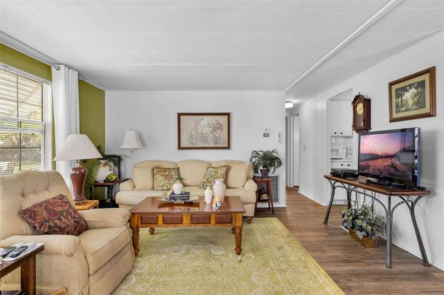 8 COCOS PLUMOSA DRIVE A, Eustis, FL 32726